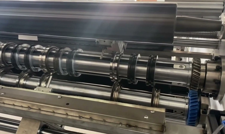 Automatic Knife Setting Of Xpert Series High Speed Slitting Machine