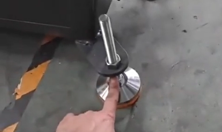 Core feeding device installation