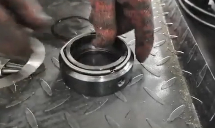 How to Adjust the Rolling Knife of Cross Cutting Machine