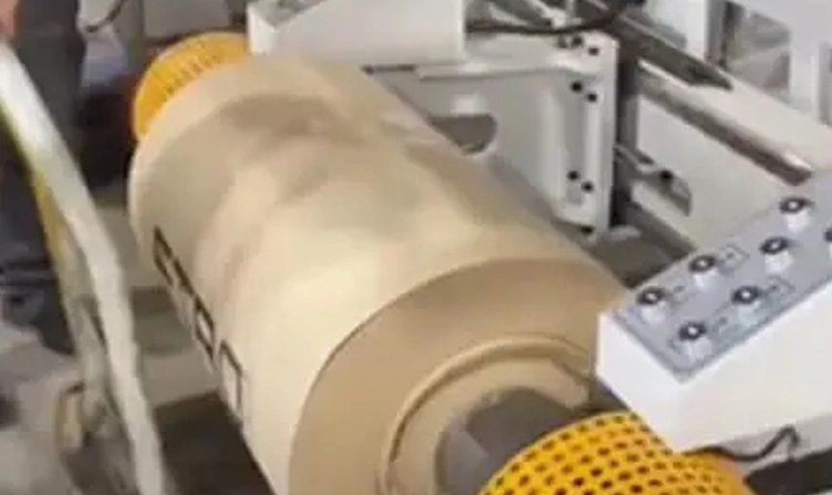 How to Maintain the Friction Shaft of Slitting Machine?